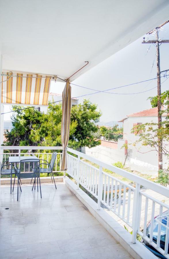 מלון נאוס מרמרס House Charistos מראה חיצוני תמונה